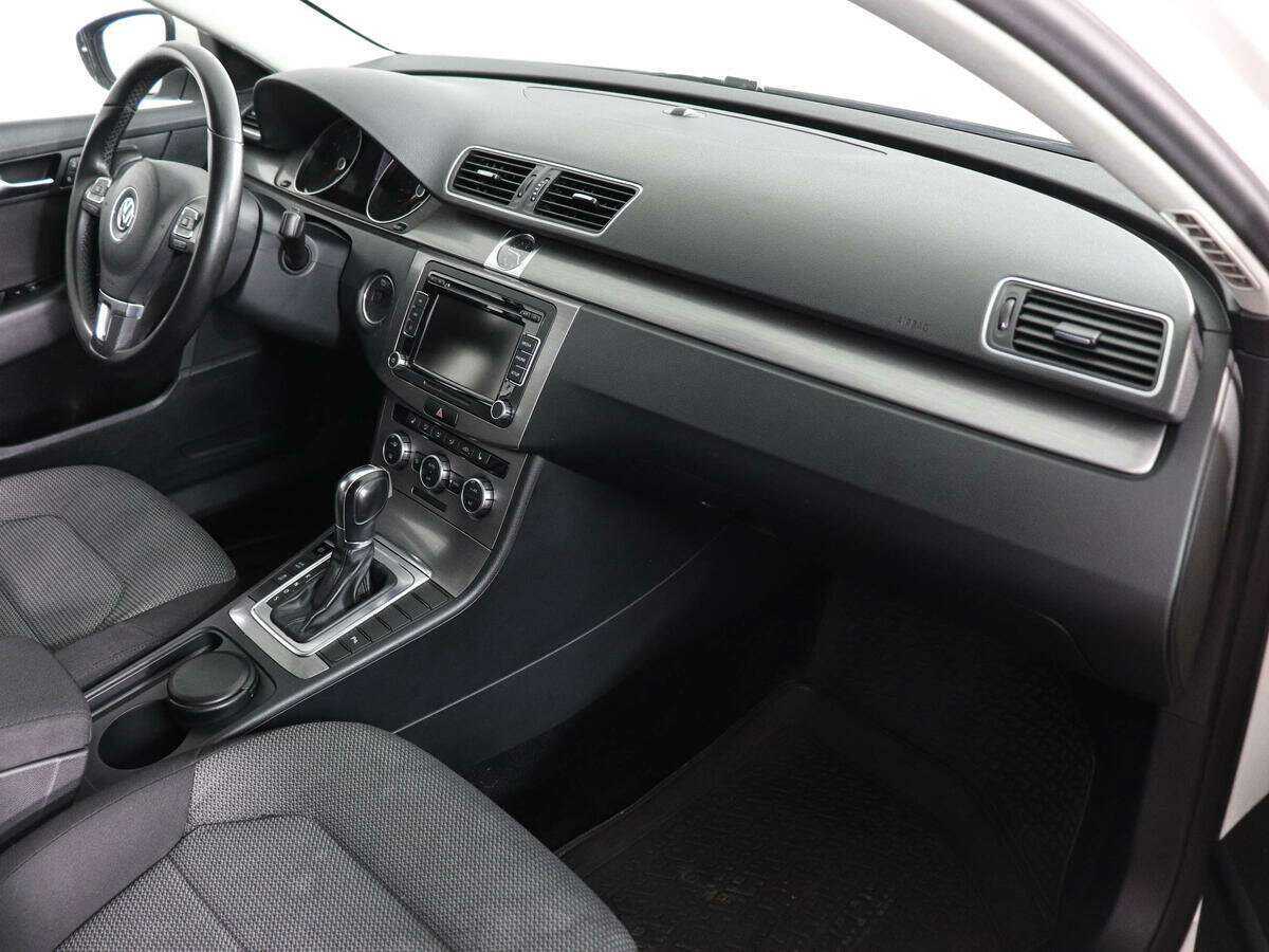 Volkswagen Passat, 2013 Фото №10
