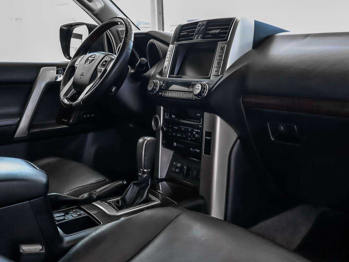 Toyota Land Cruiser Prado, 2012 Фото №14