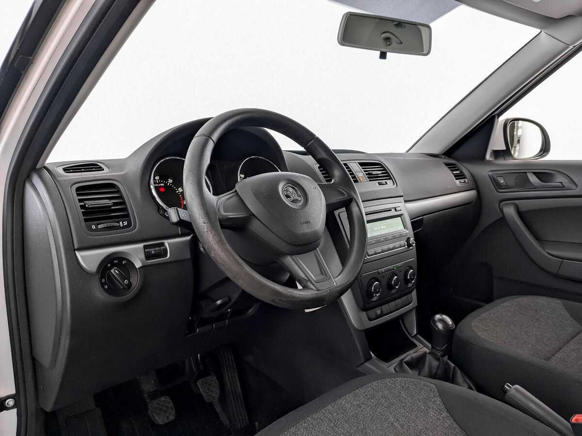Skoda Yeti, 2014 Фото №14