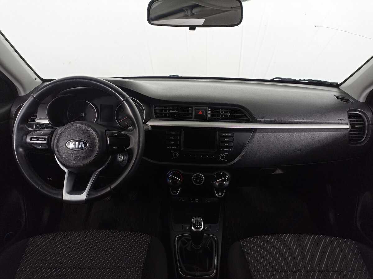 Kia Rio X-Line, 2018 Фото №12