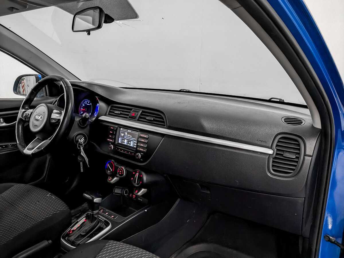 Kia Rio X-Line, 2020 Фото №11