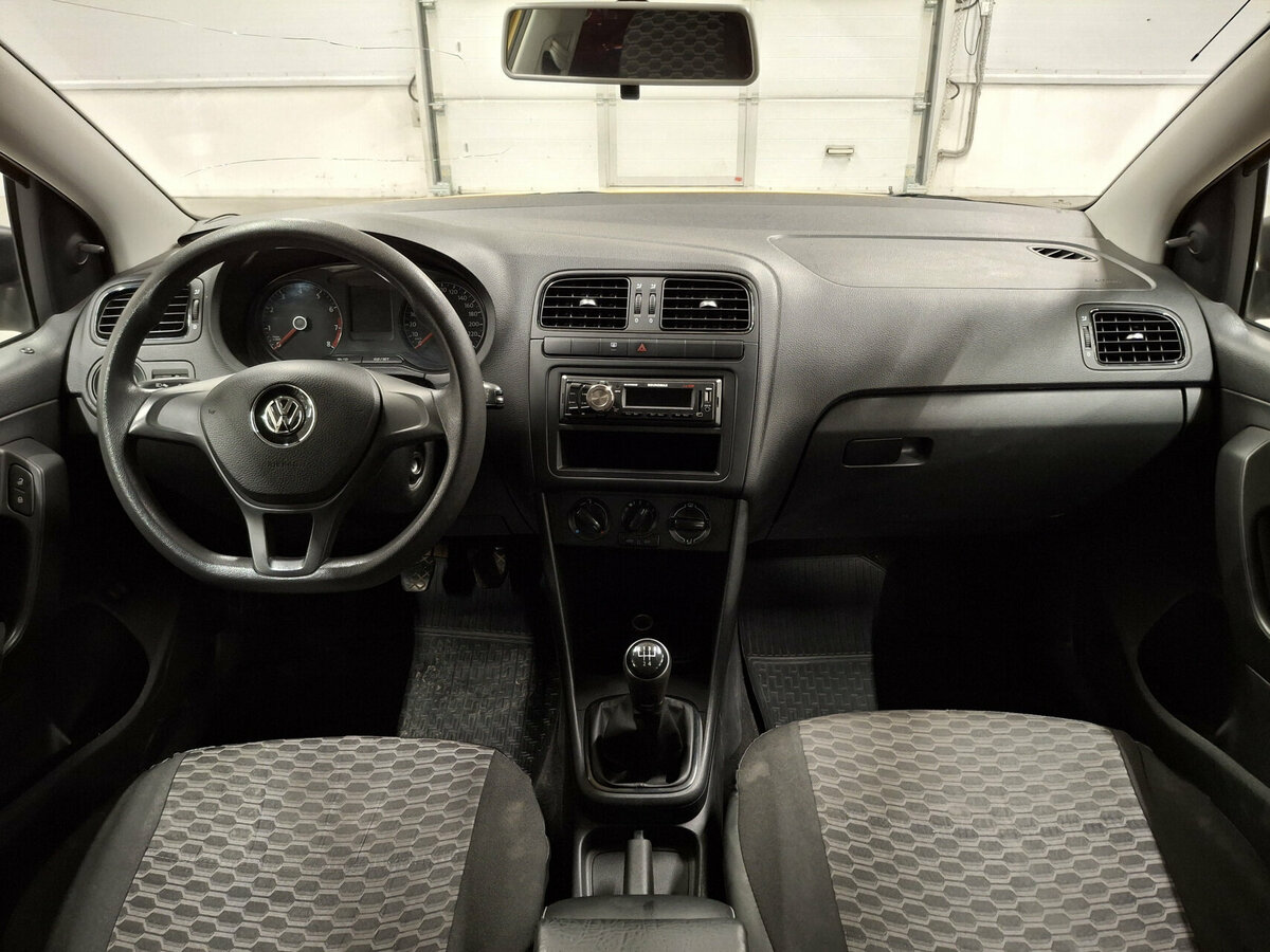 Volkswagen Polo V Рестайлинг, 2017 Фото №14