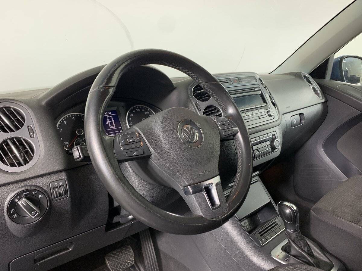 Volkswagen Tiguan, 2012 Фото №11