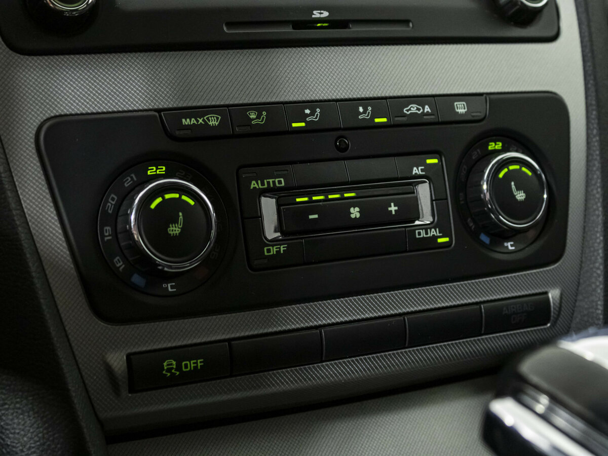 Skoda Octavia DSG7 II (A5) Рестайлинг, 2013 Фото №10