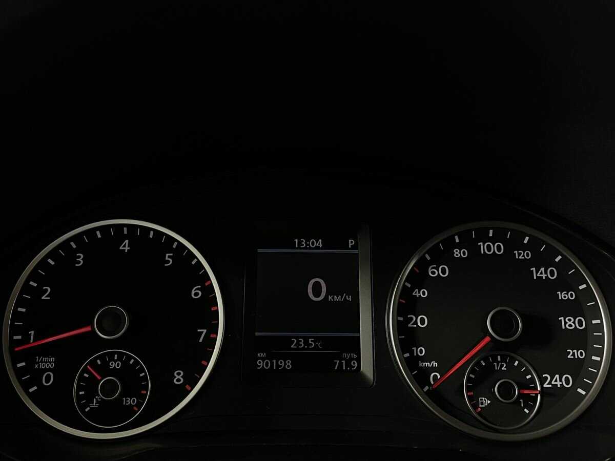 Volkswagen Tiguan, 2012 Фото №11