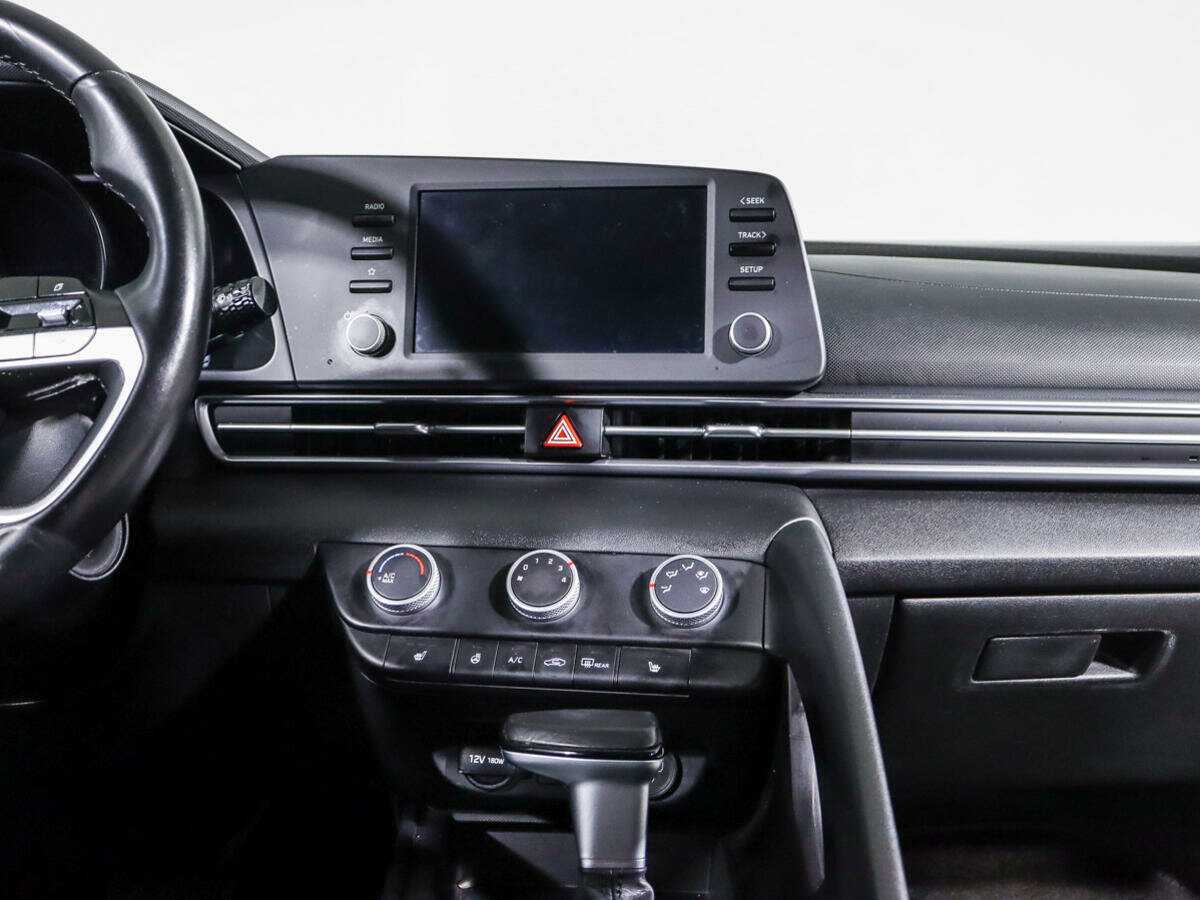 Hyundai Elantra, 2021 Фото №13