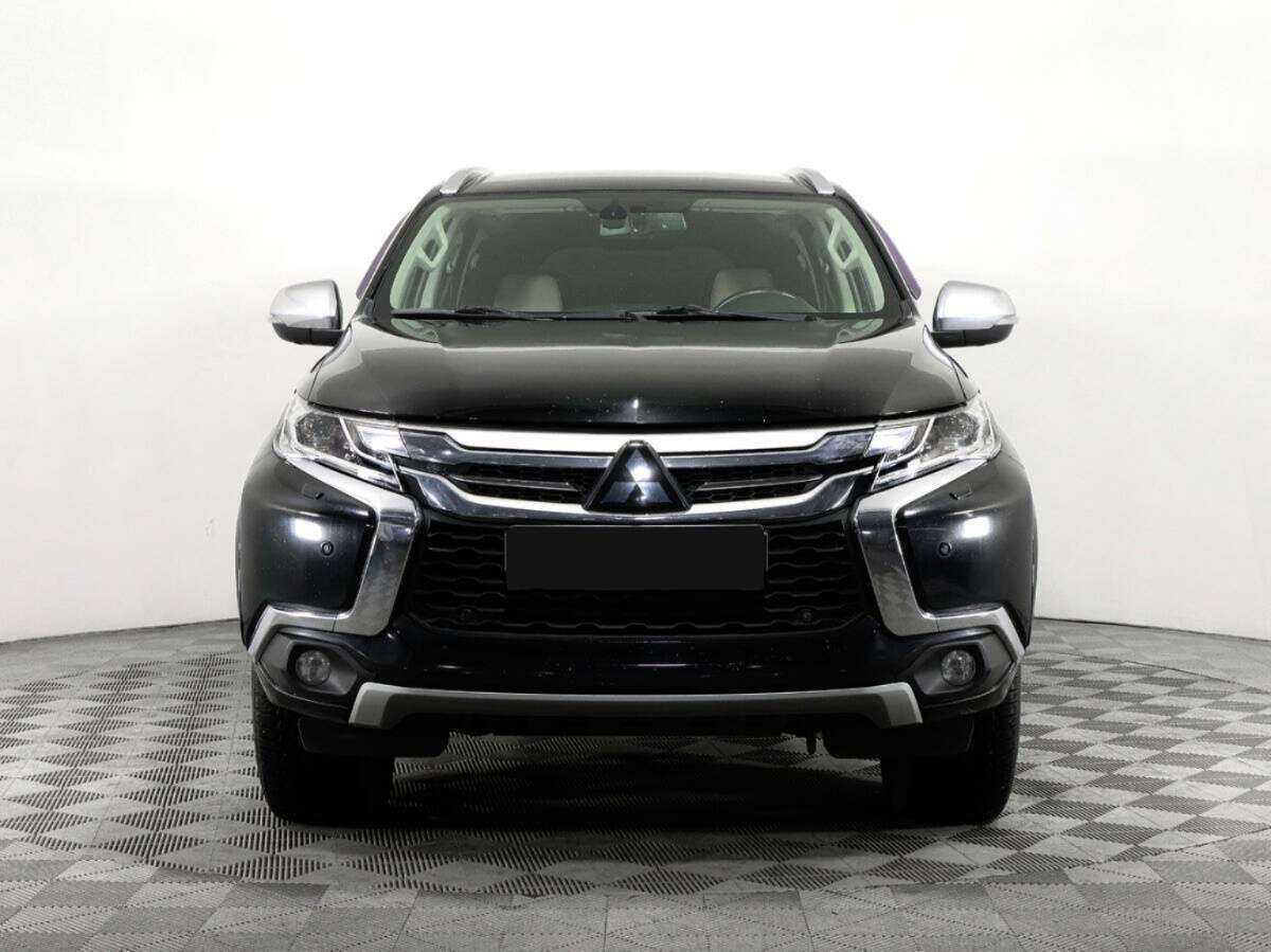 Mitsubishi Pajero Sport, 2017 Фото №2