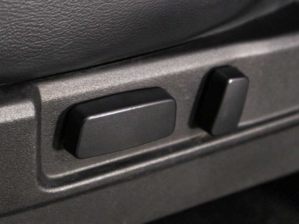 Mitsubishi Pajero Sport, 2014 Фото №18