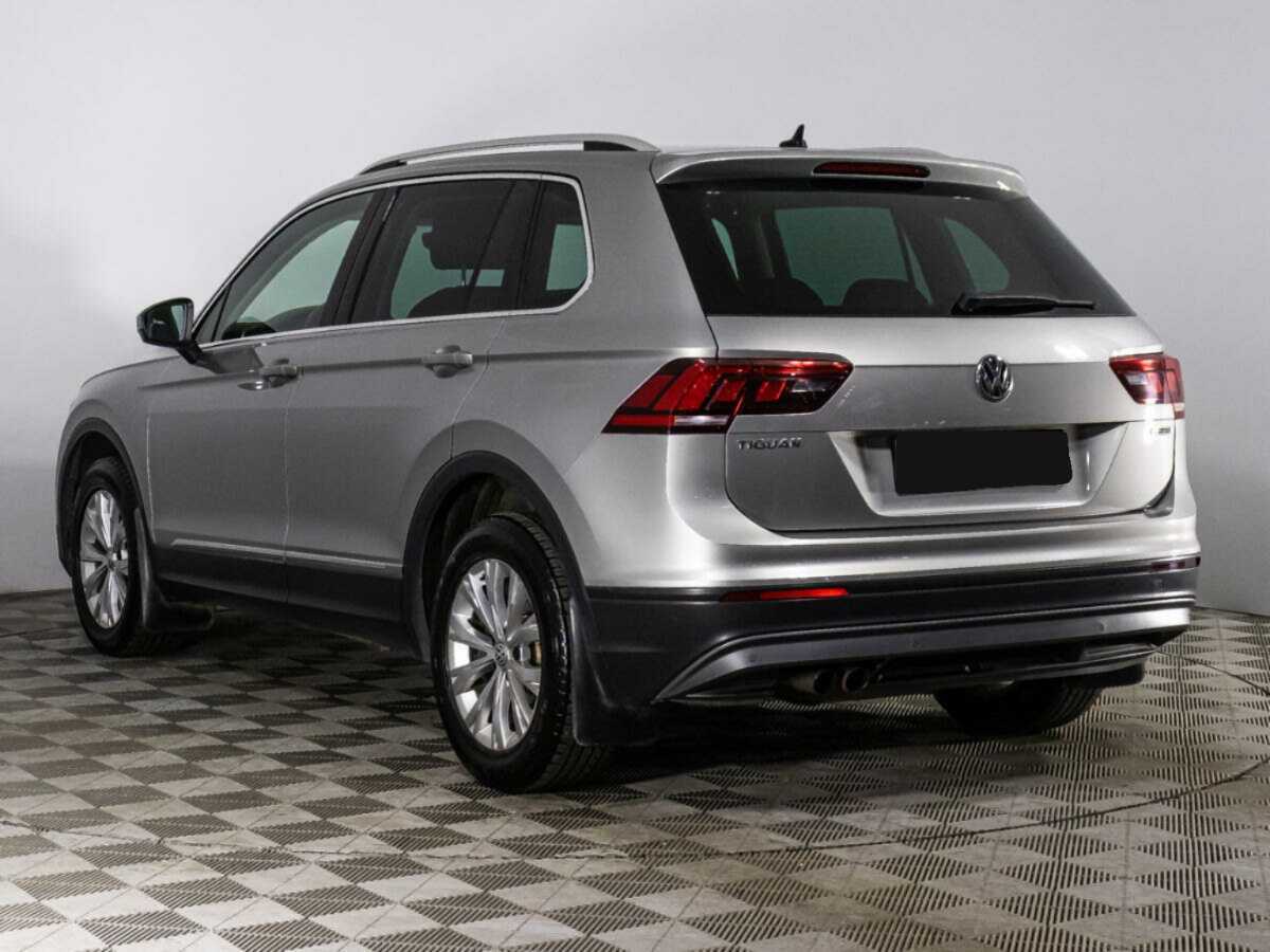 Volkswagen Tiguan, 2018 Фото №7