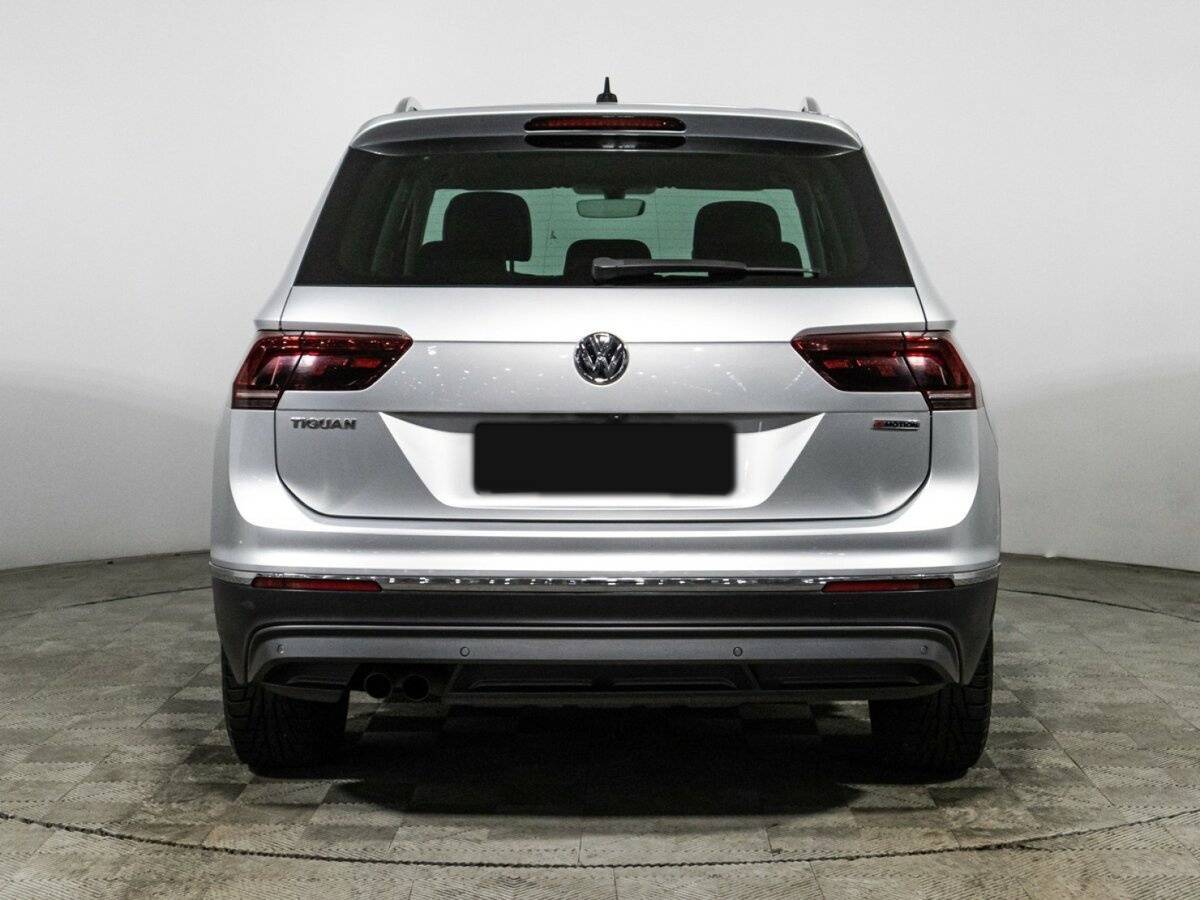 Volkswagen Tiguan, 2018 Фото №5