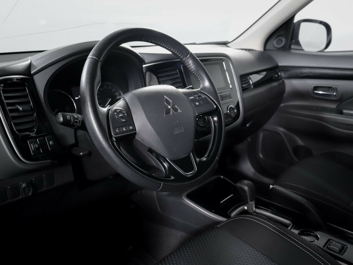 Mitsubishi Outlander III Рестайлинг 3, 2019 Фото №14