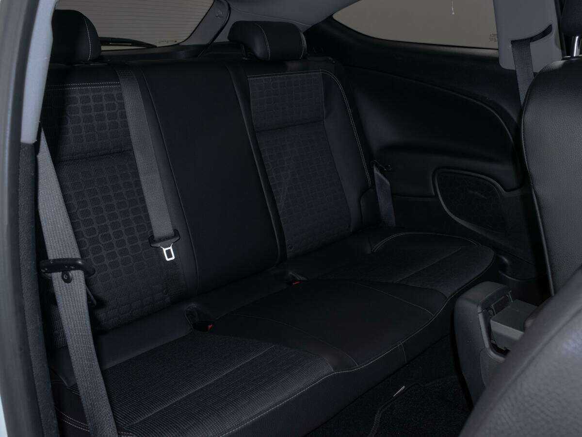 Opel Astra GTC, 2012 Фото №12