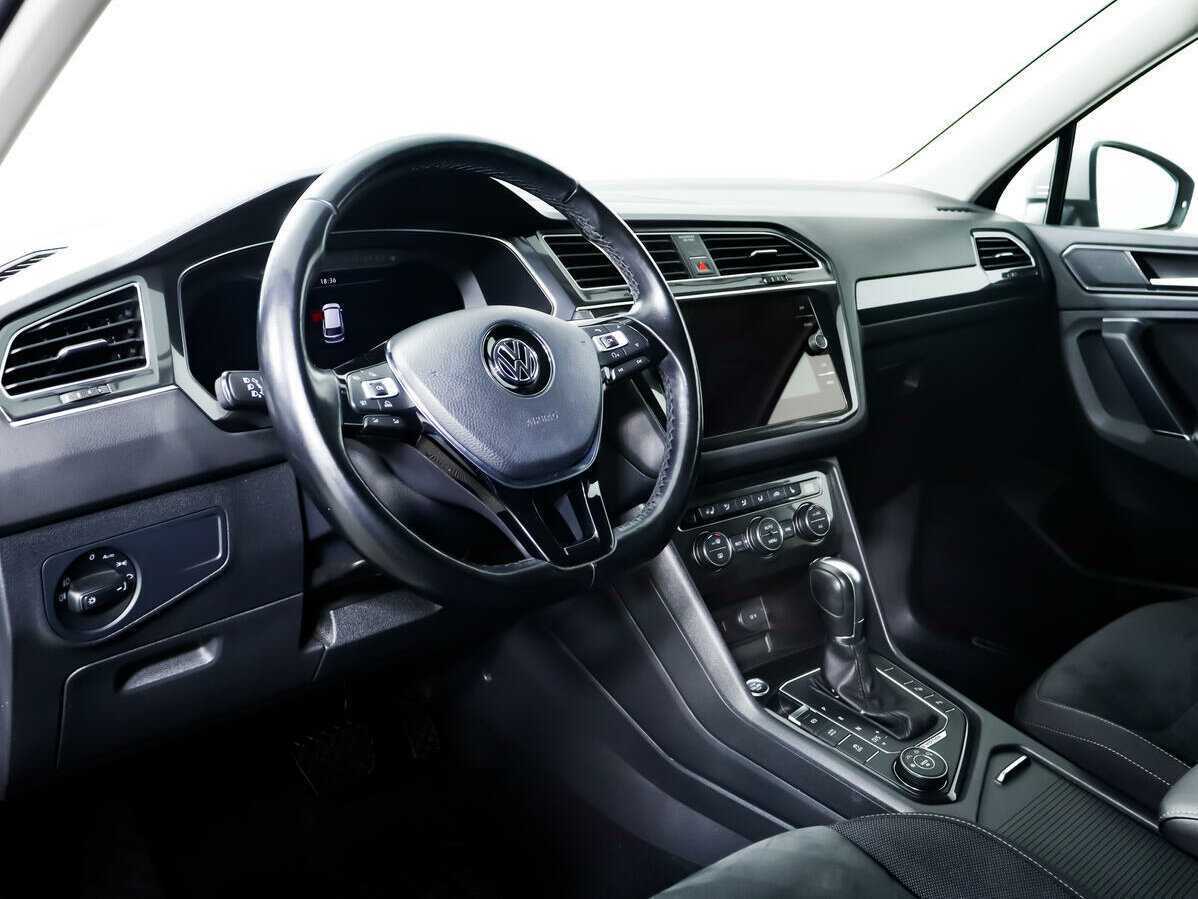 Volkswagen Tiguan, 2017 Фото №11