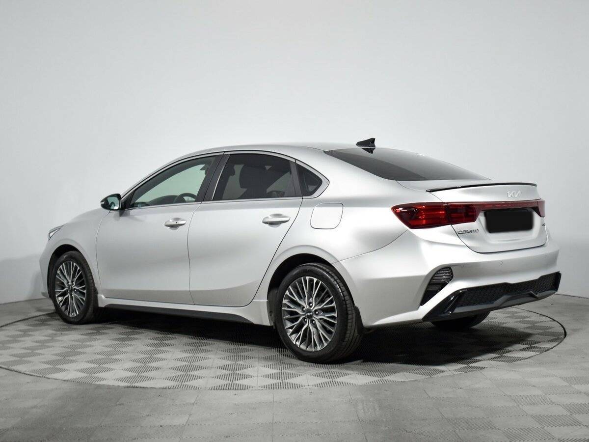 Kia Cerato, 2022 Фото №7