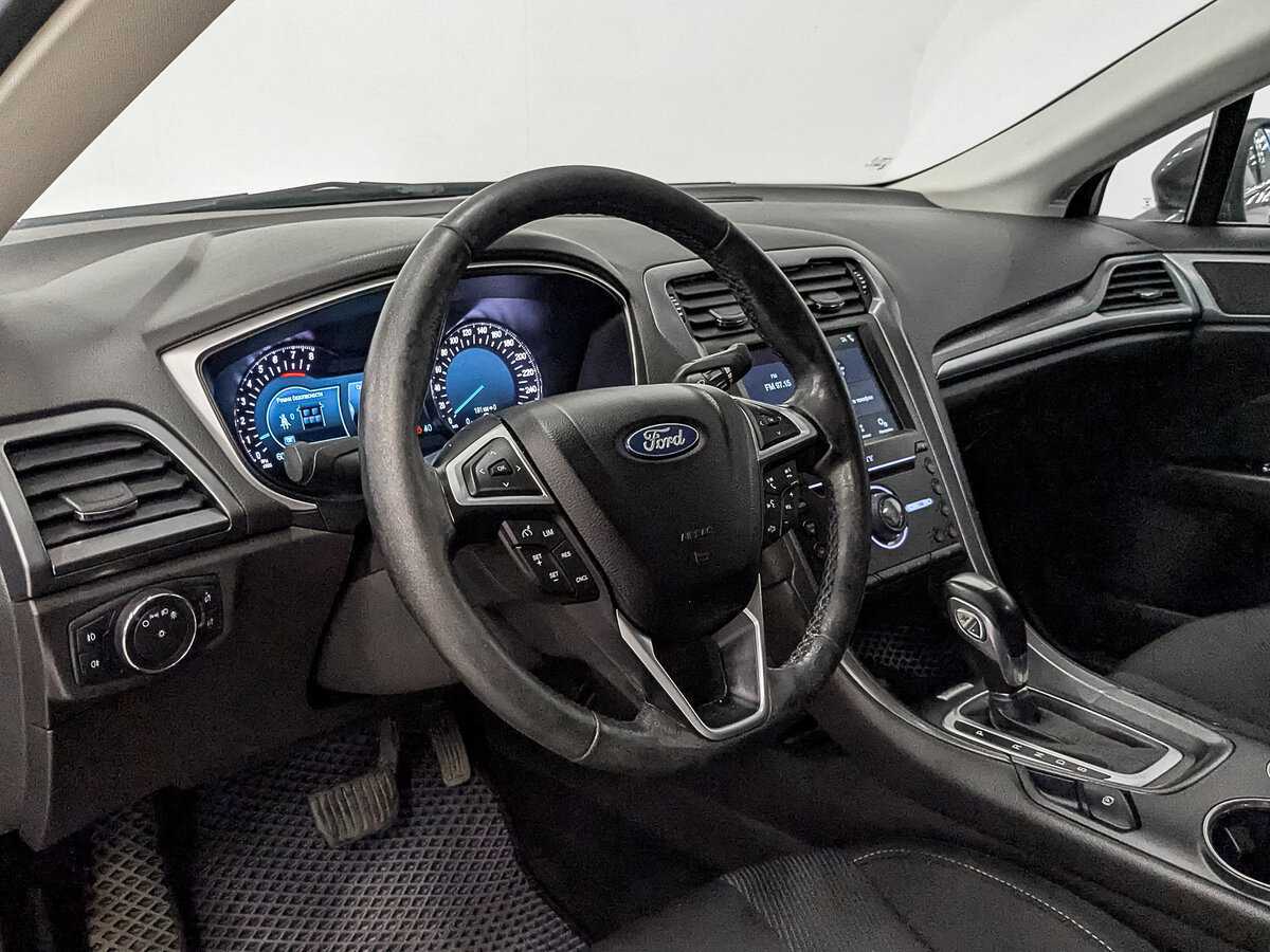 Ford Mondeo, 2018 Фото №15