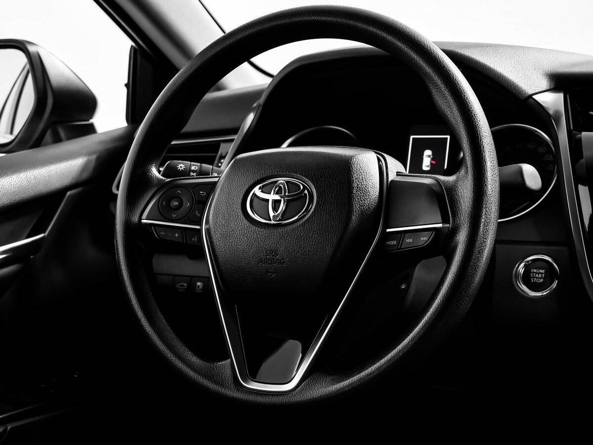 Toyota Camry, 2021 Фото №12