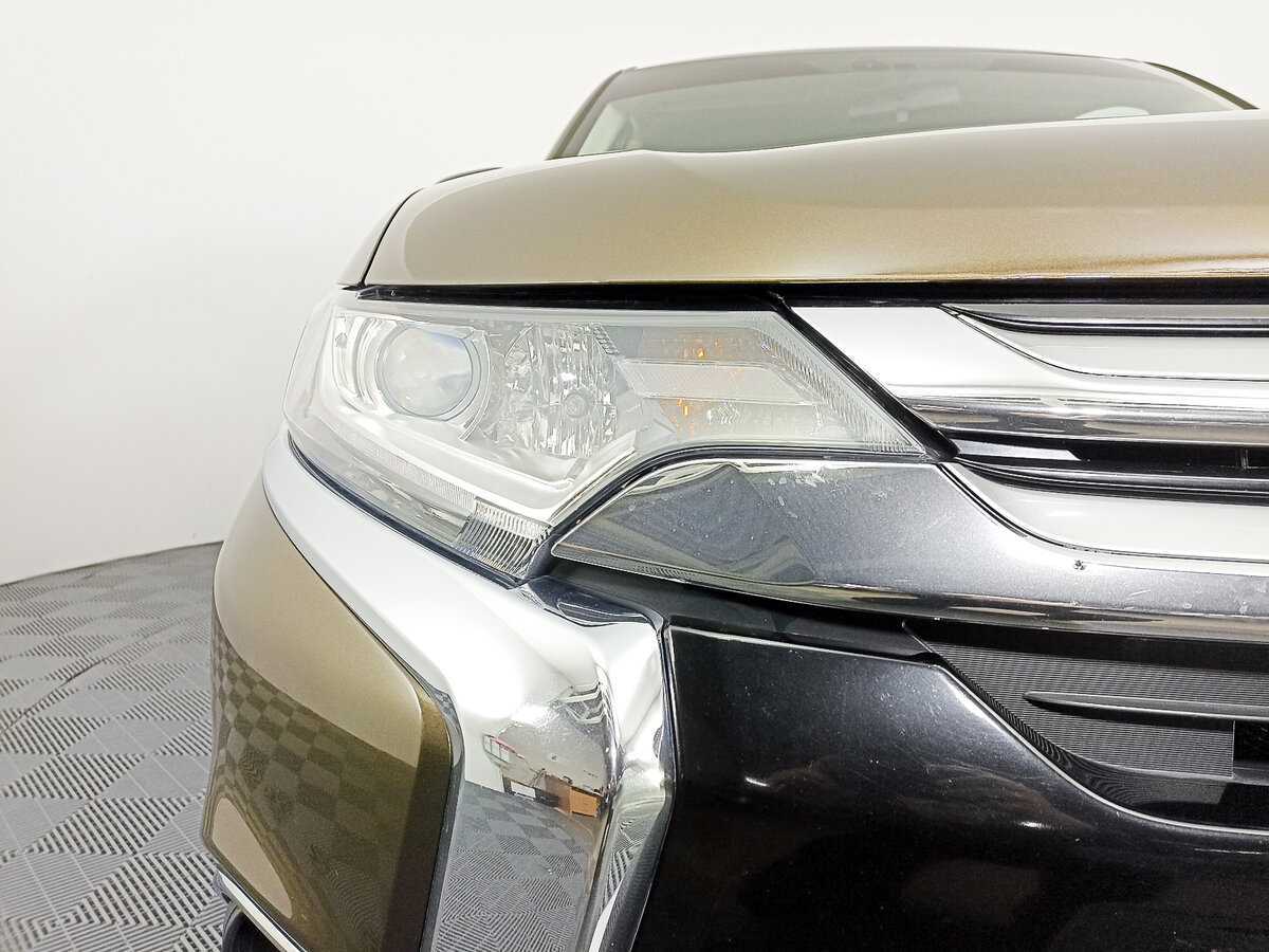 Mitsubishi Outlander, 2018 Фото №16