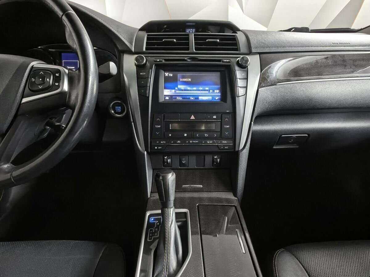 Toyota Camry, 2017 Фото №11