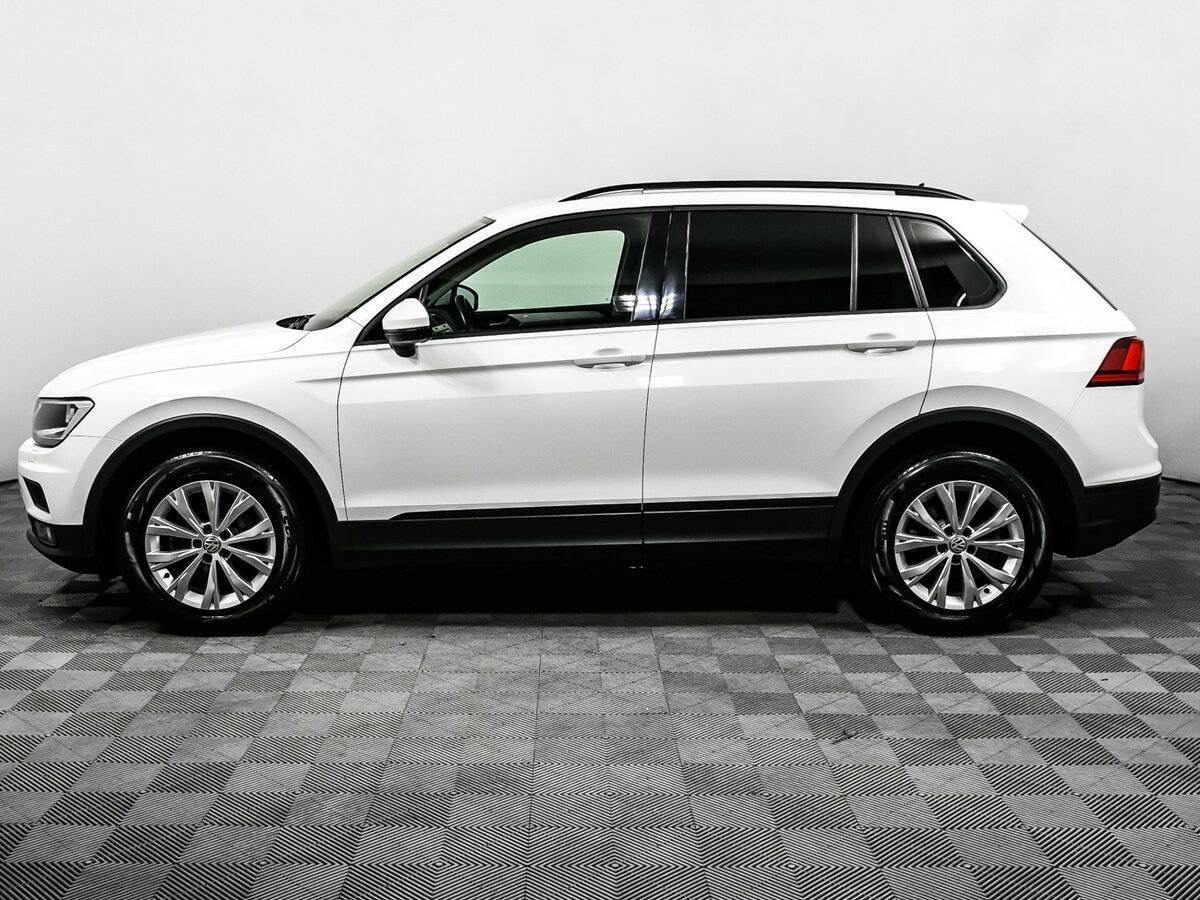 Volkswagen Tiguan, 2018 Фото №8