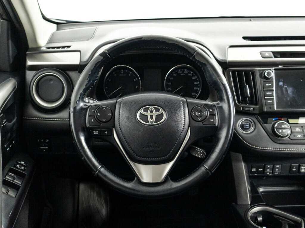 Toyota RAV4, 2016 Фото №20