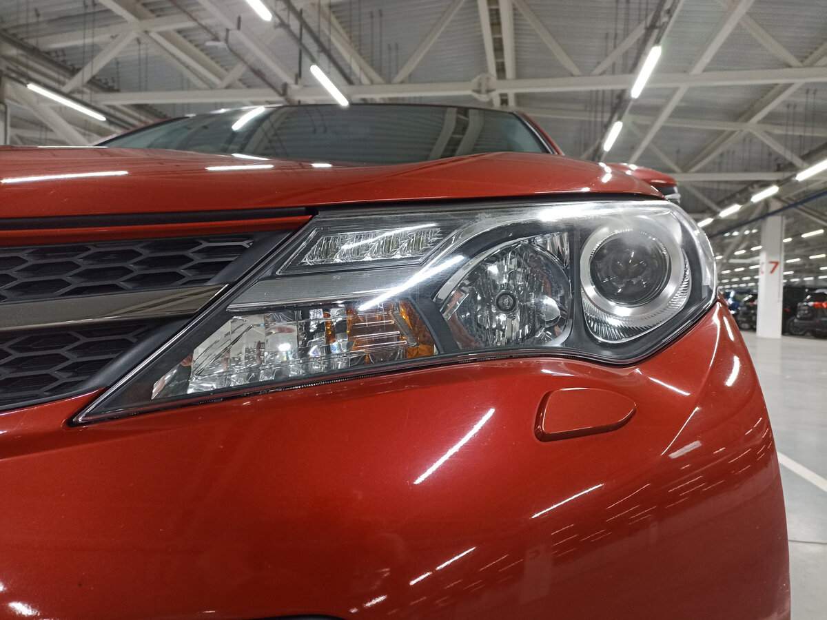 Toyota RAV4, 2014 Фото №16