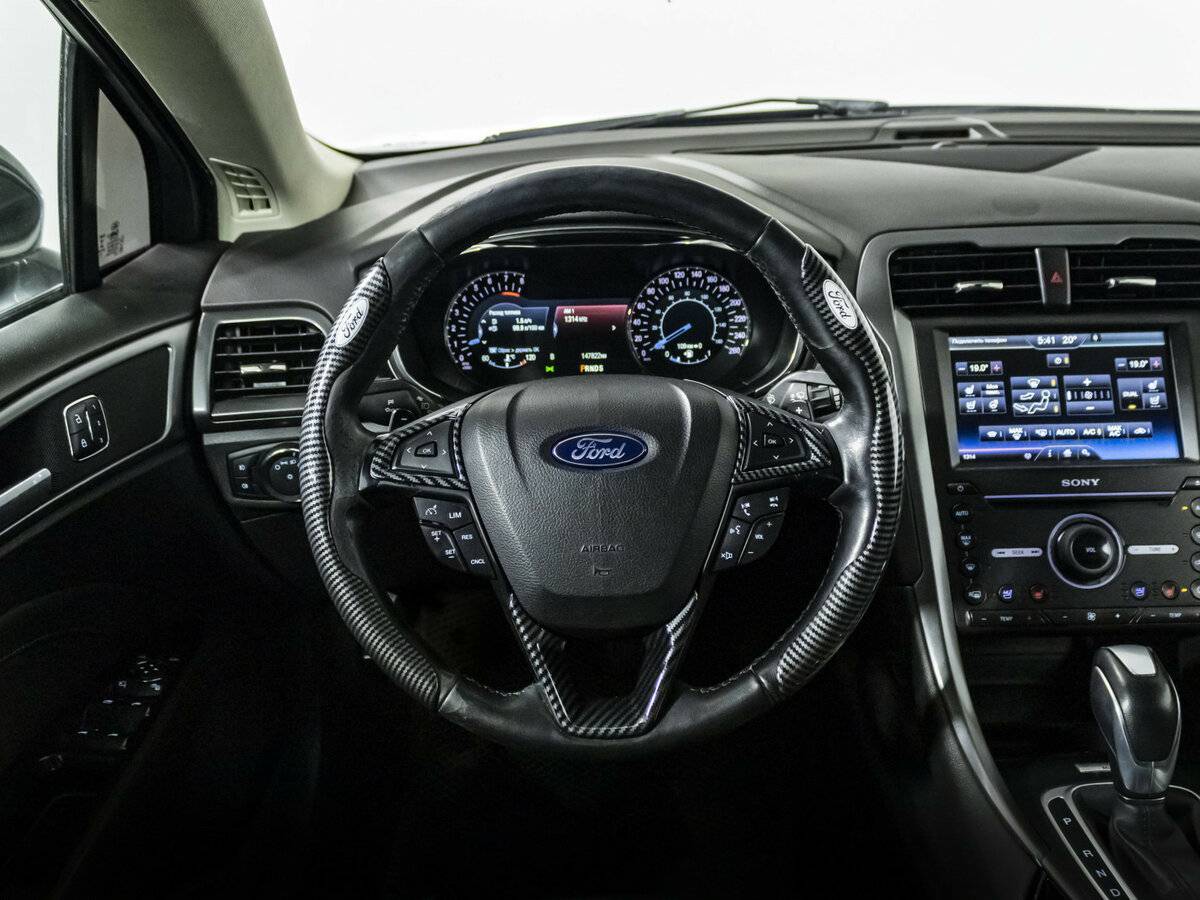 Ford Mondeo V, 2015 Фото №11