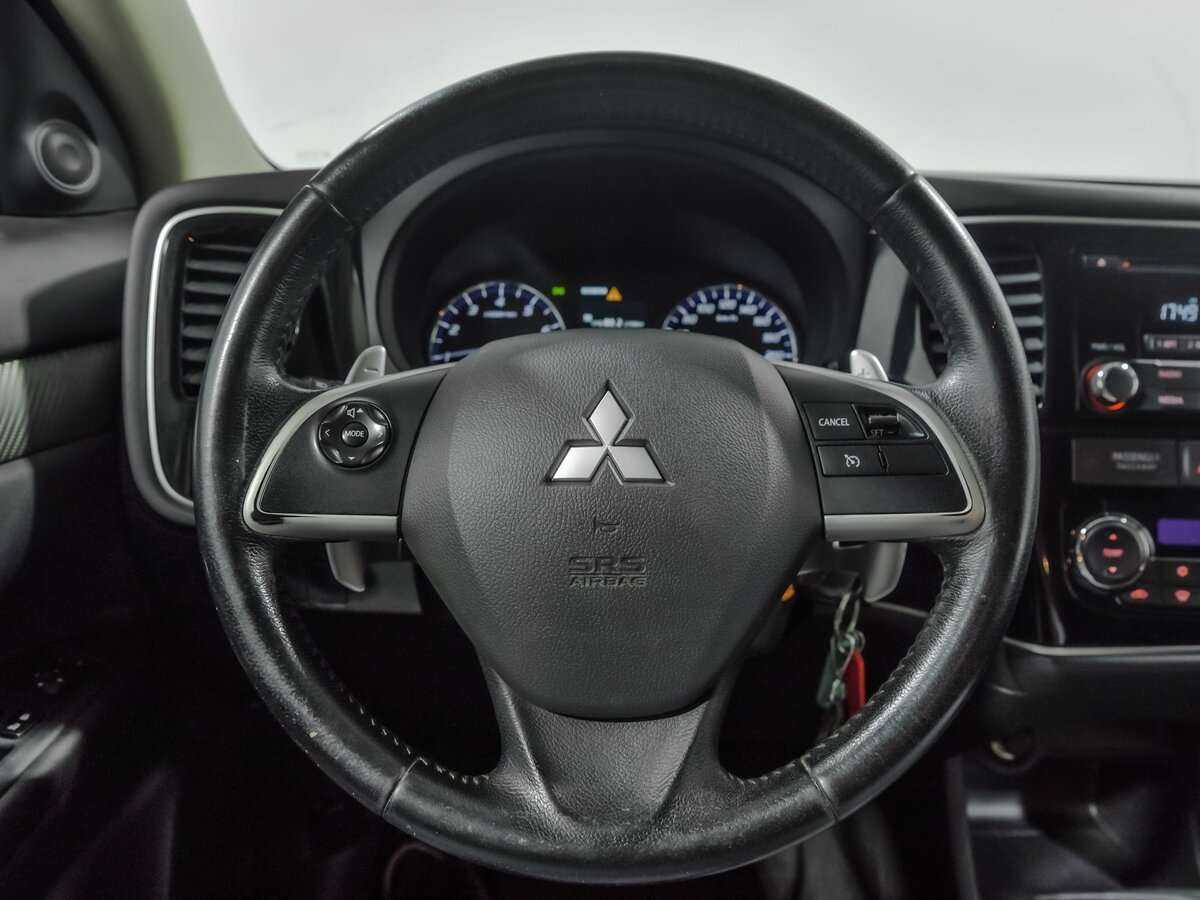 Mitsubishi Outlander, 2013 Фото №8