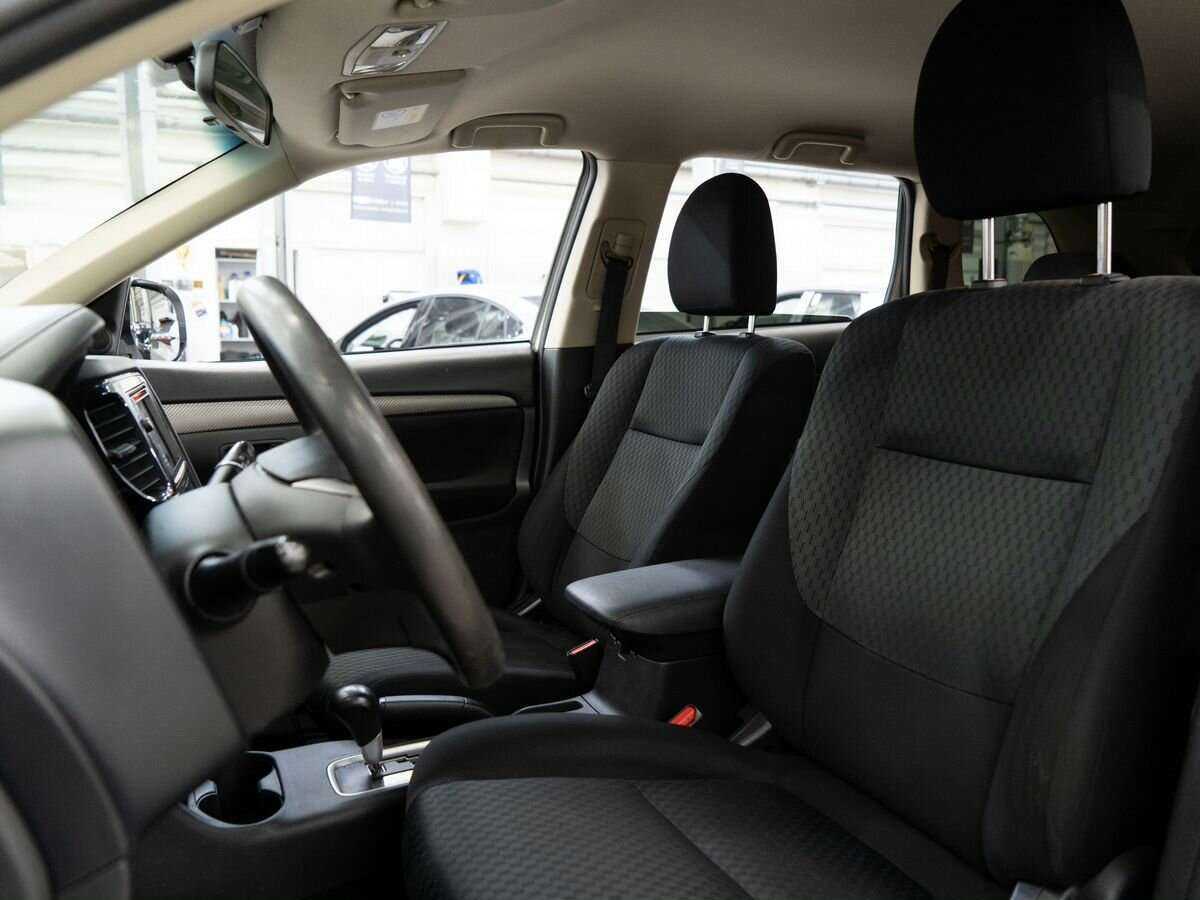 Mitsubishi Outlander, 2015 Фото №8