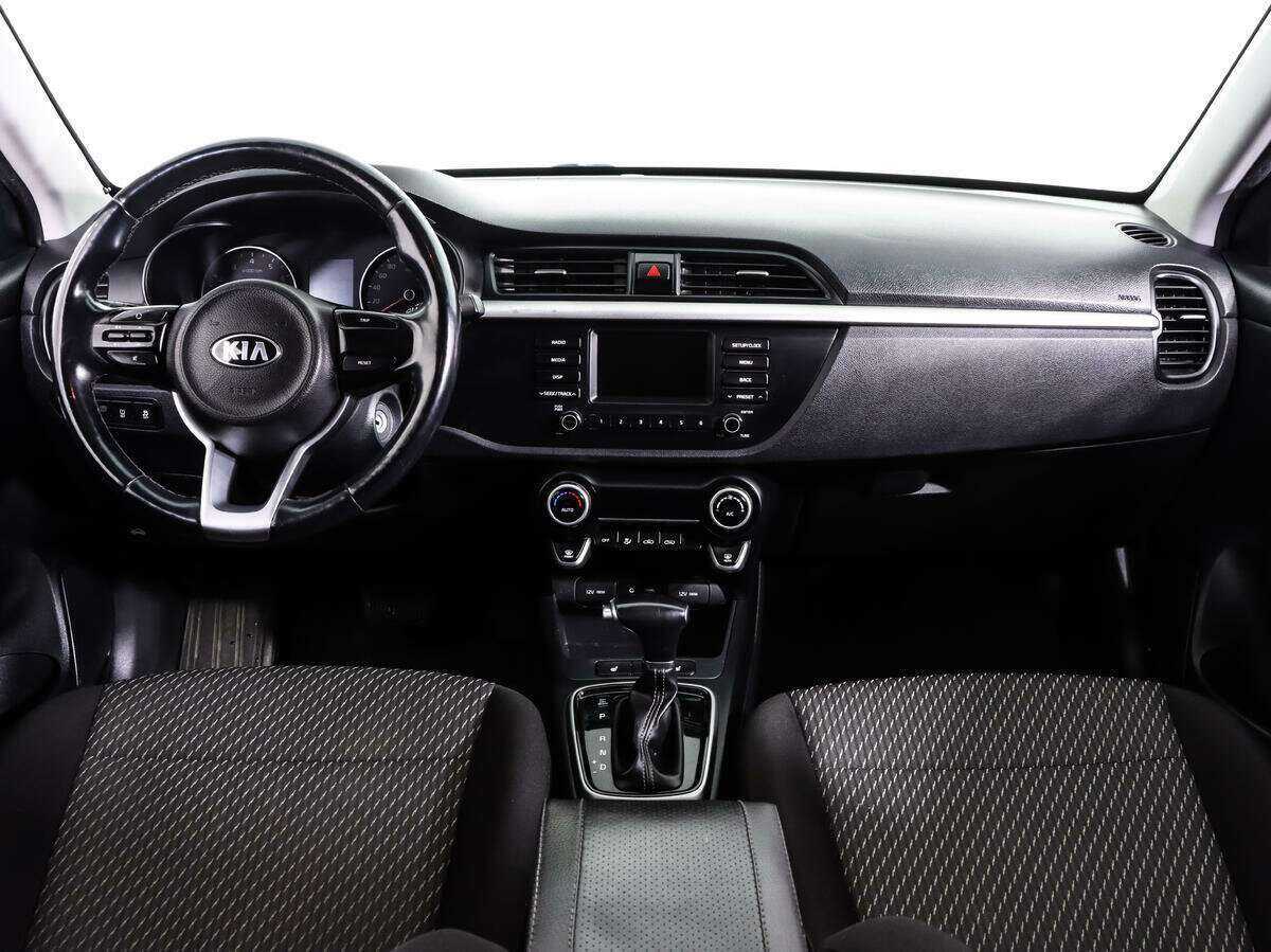 Kia Rio X-Line, 2019 Фото №7