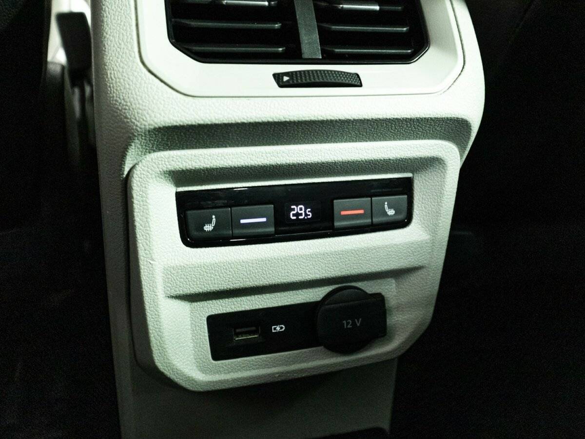 Volkswagen Tiguan, 2018 Фото №20