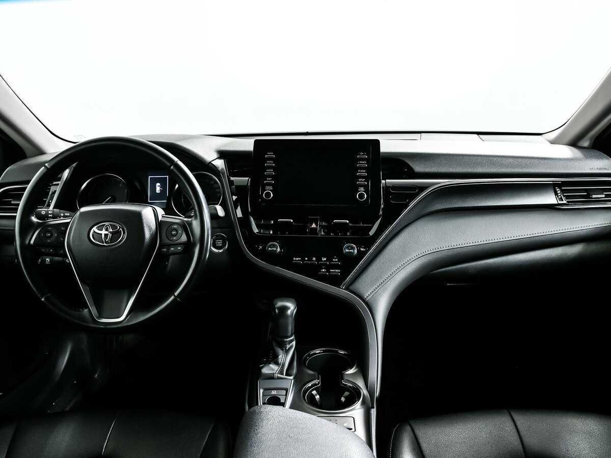 Toyota Camry, 2022 Фото №11