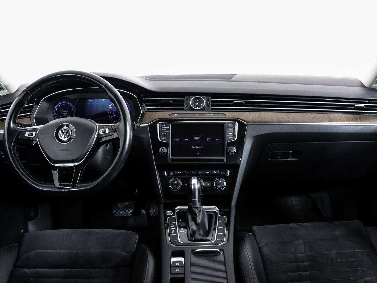 Volkswagen Passat, 2016 Фото №10