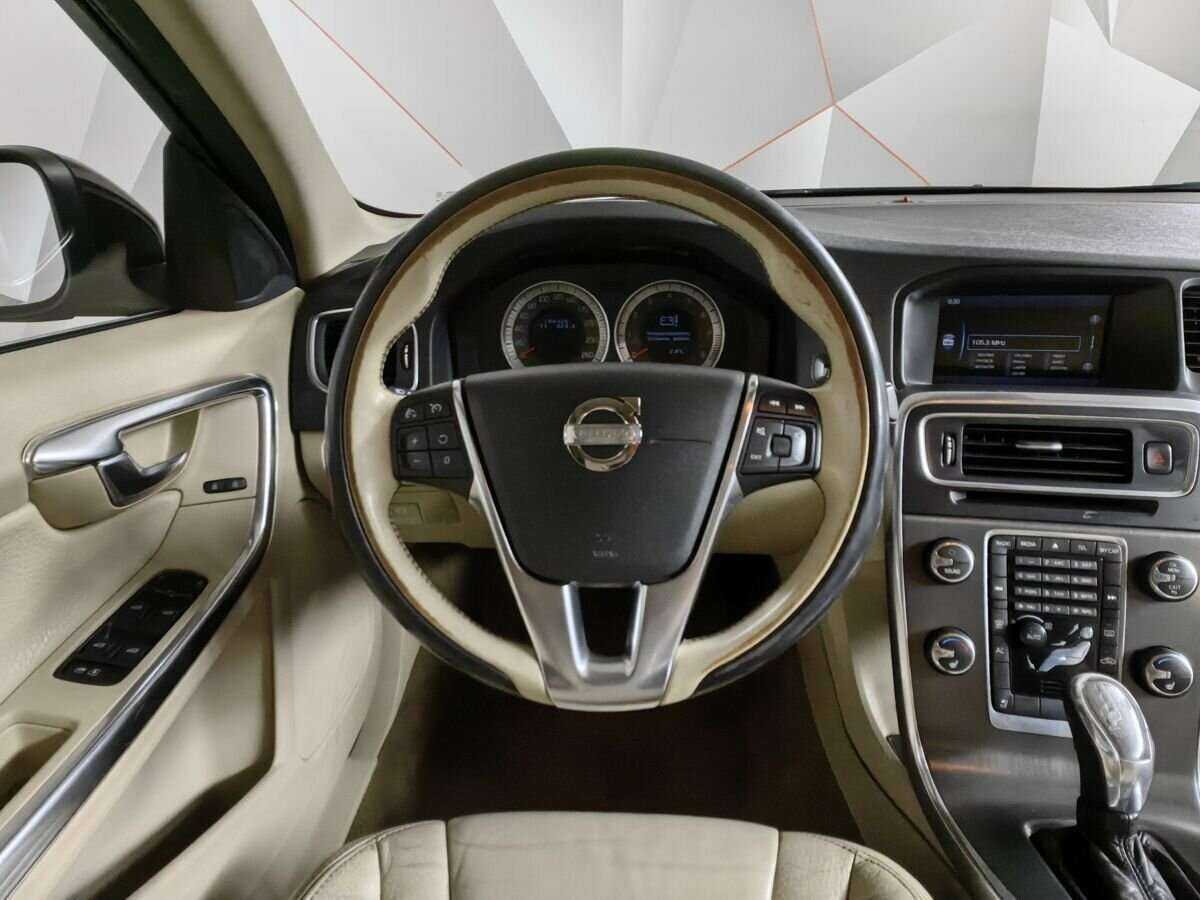 Volvo S60, 2013 Фото №15