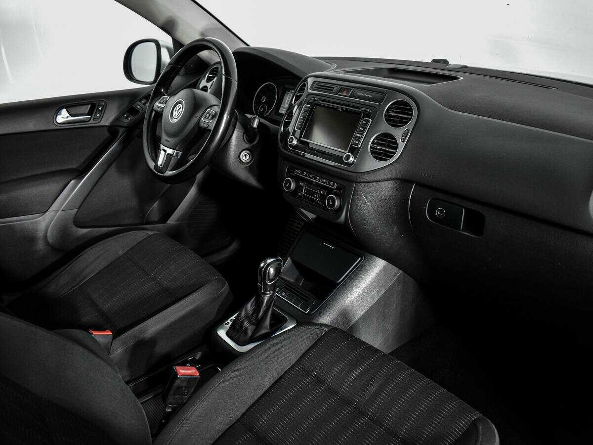 Volkswagen Tiguan, 2012 Фото №12