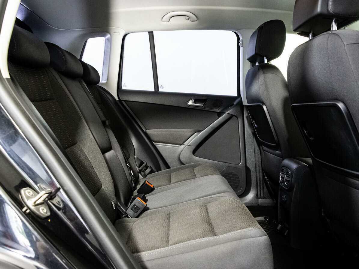 Volkswagen Tiguan, 2016 Фото №17