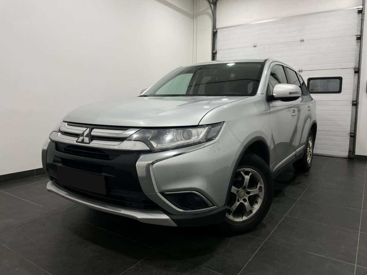 Mitsubishi Outlander, 2016 Фото №1