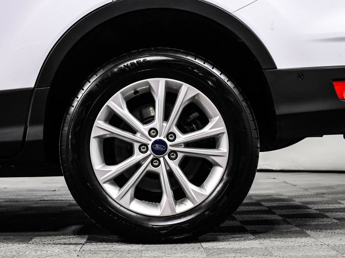 Ford Kuga, 2017 Фото №15