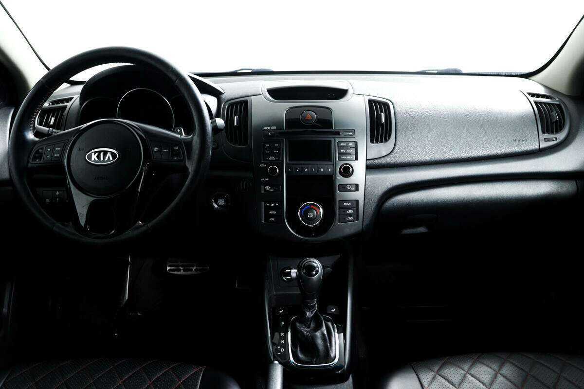 Kia Cerato, 2012 Фото №11