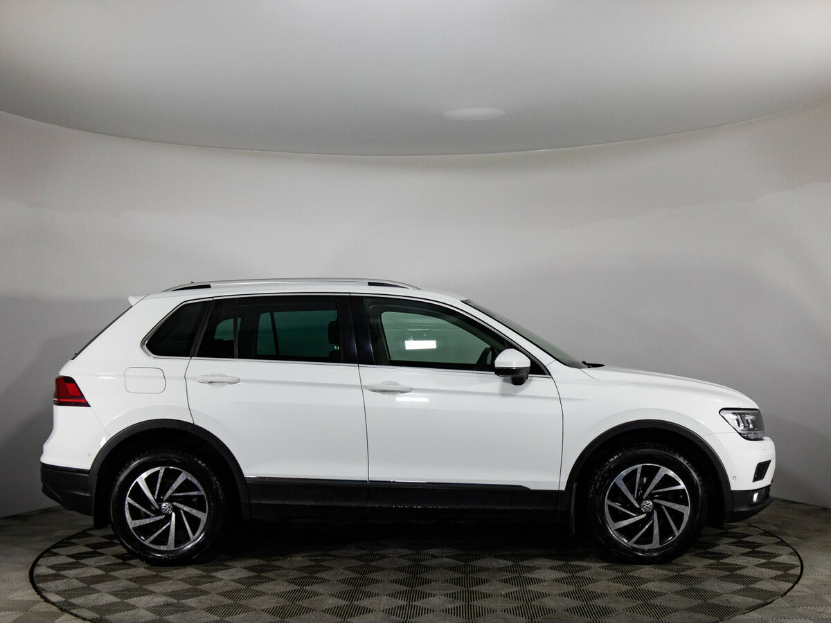 Volkswagen Tiguan II, 2018 Фото №4