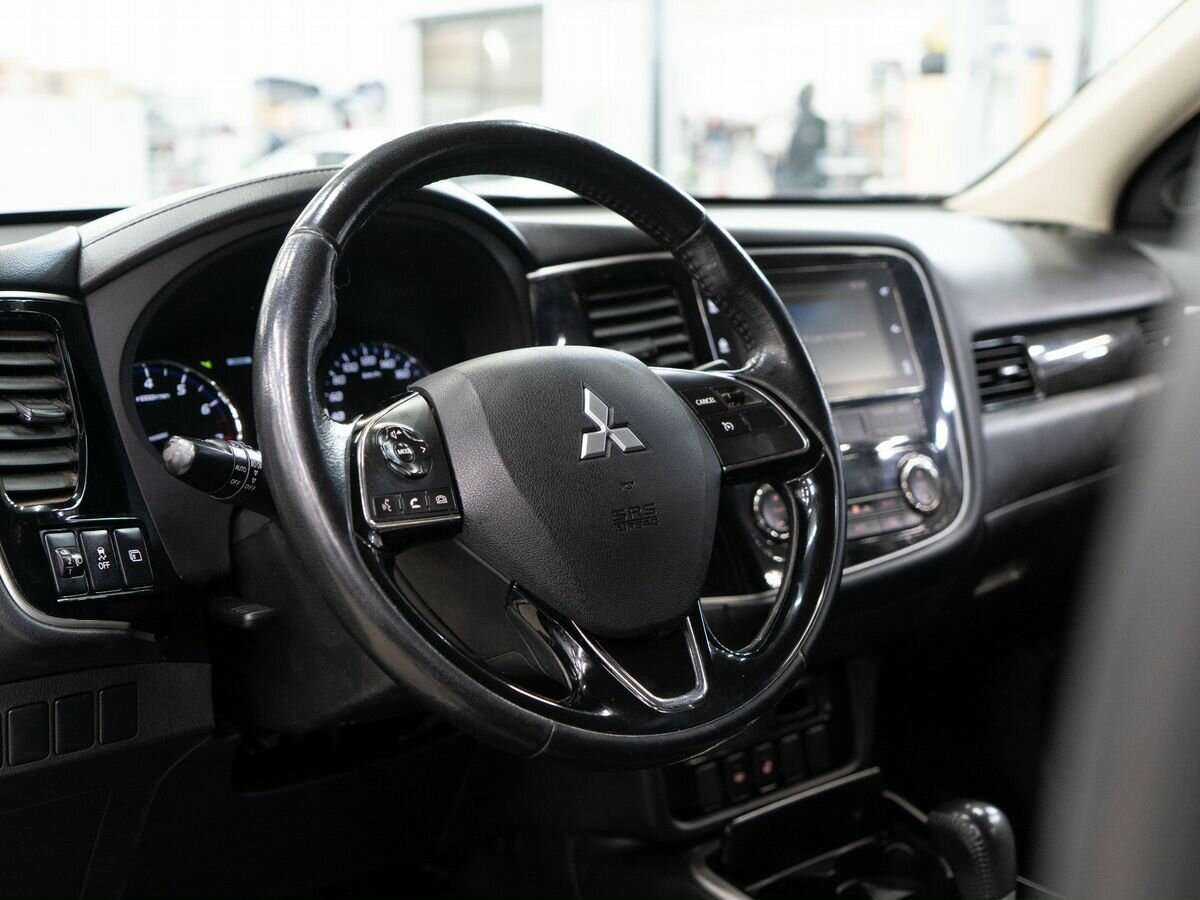 Mitsubishi Outlander, 2017 Фото №5