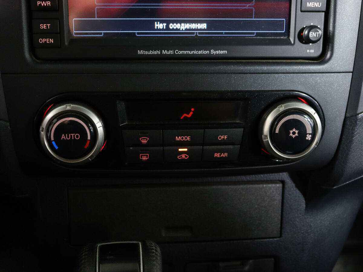 Mitsubishi Pajero, 2012 Фото №21