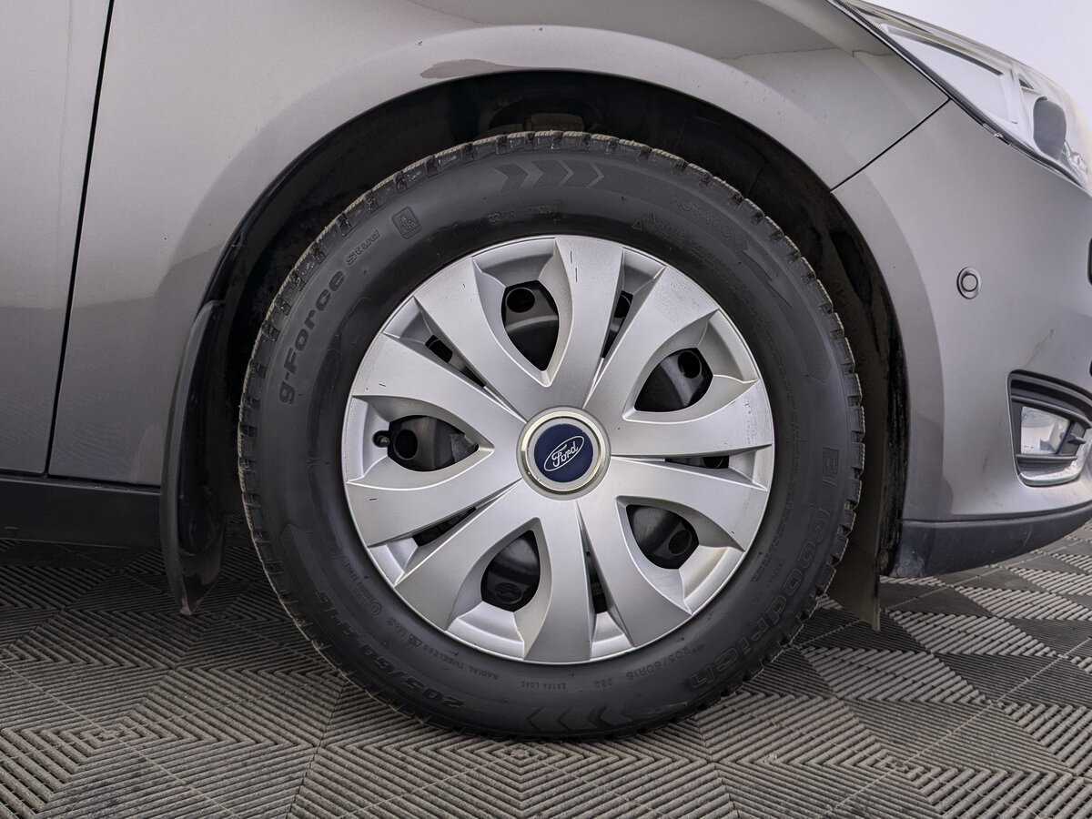 Ford Focus, 2017 Фото №12