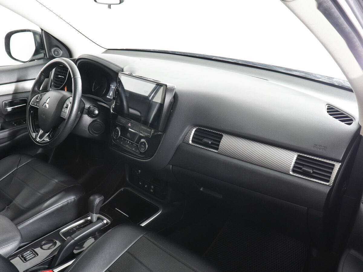 Mitsubishi Outlander, 2018 Фото №10