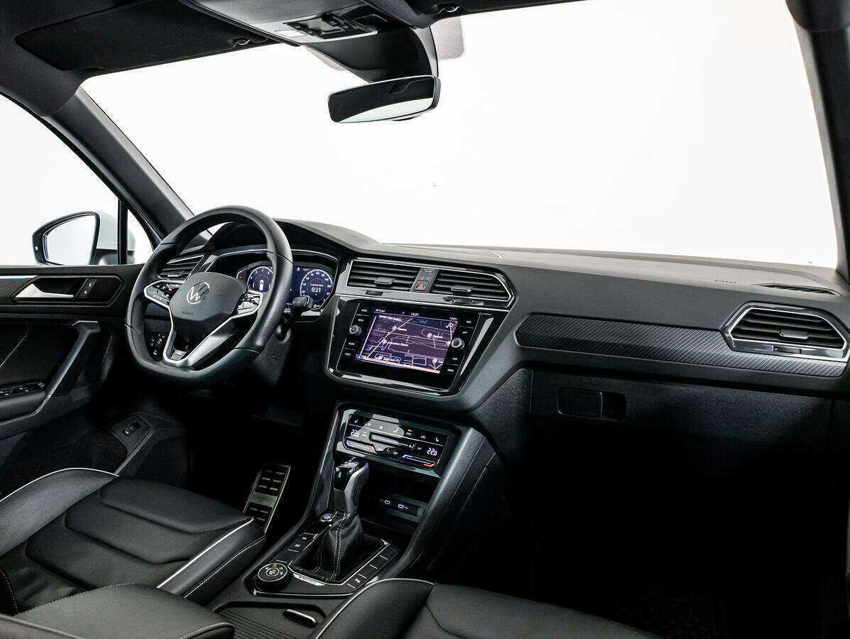 Volkswagen Tiguan, 2021 Фото №7