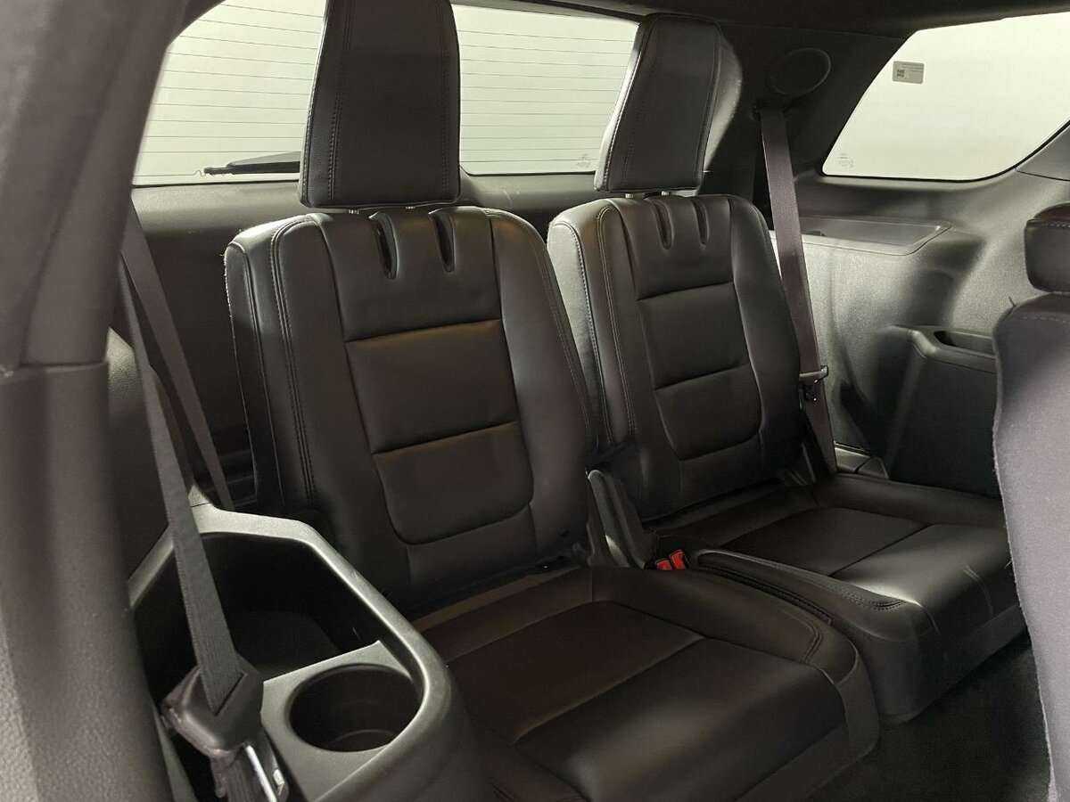 Ford Explorer, 2013 Фото №18
