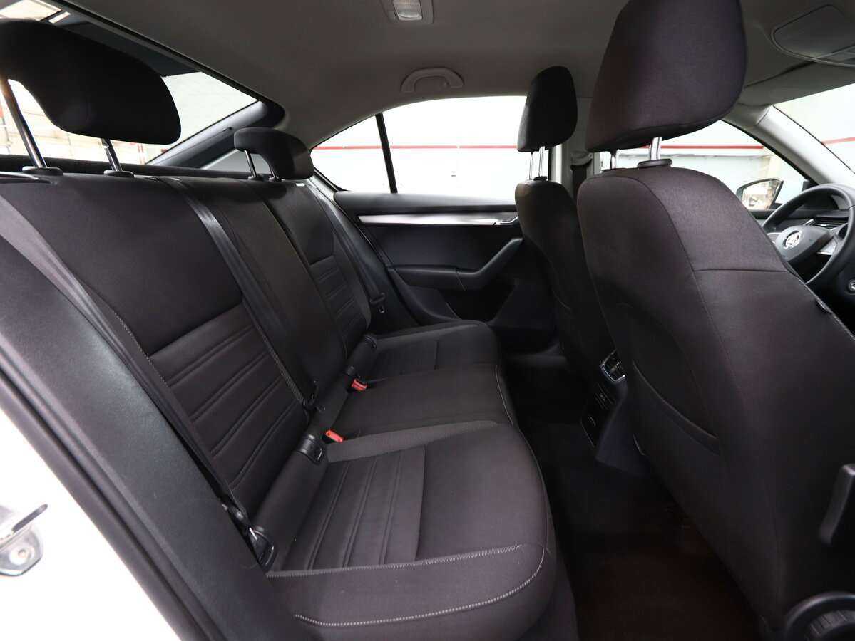 Skoda Octavia, 2018 Фото №13