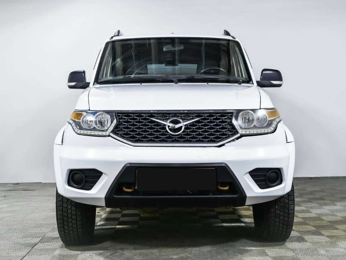 УАЗ Patriot, 2017 Фото №2