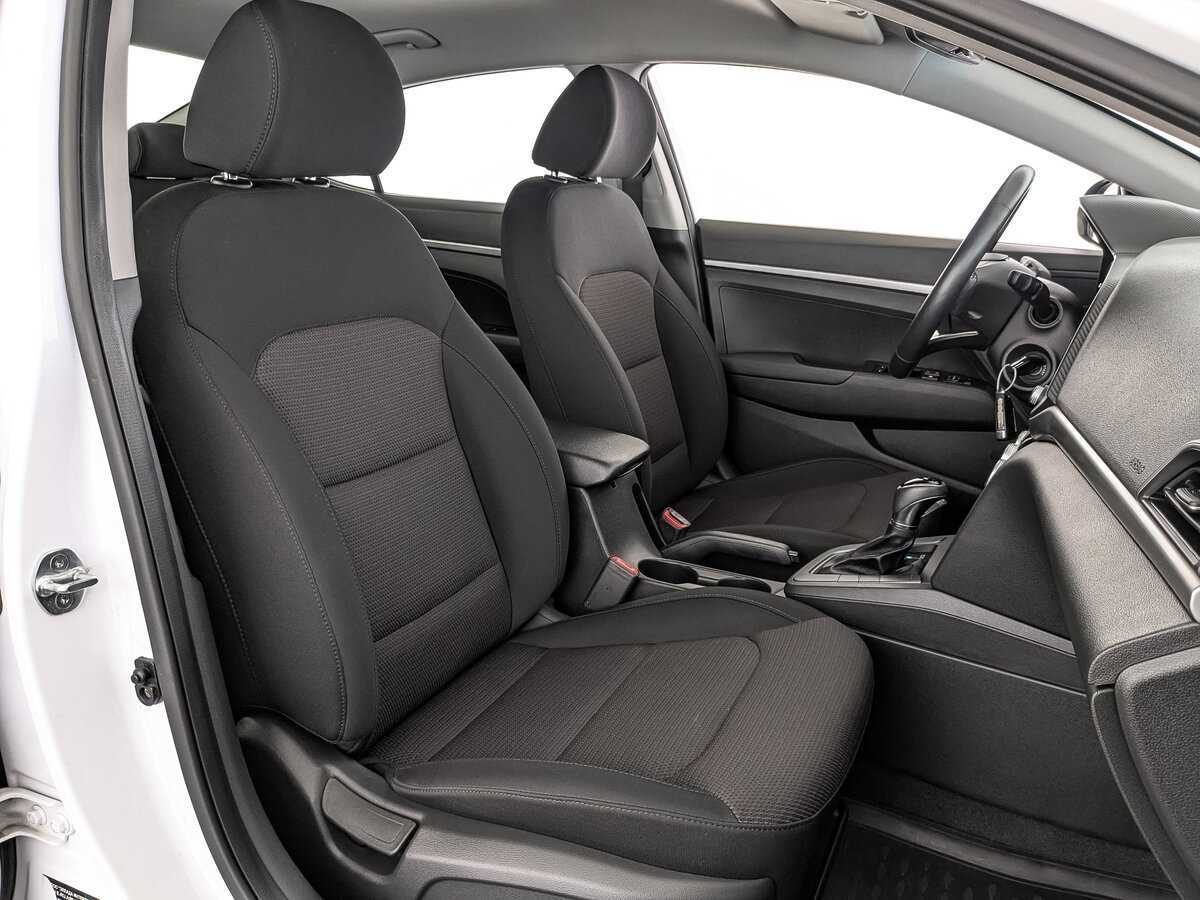 Hyundai Elantra, 2019 Фото №21