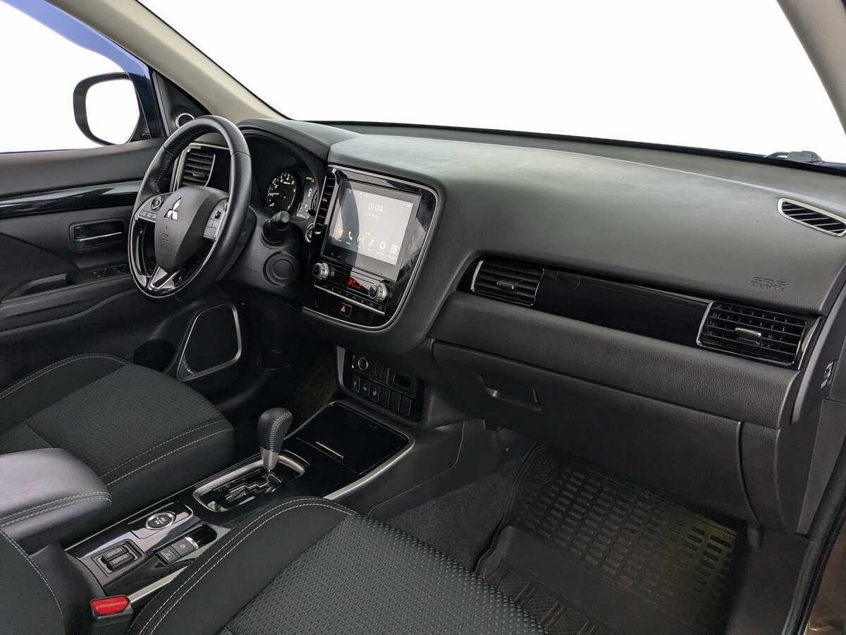 Mitsubishi Outlander, 2022 Фото №14