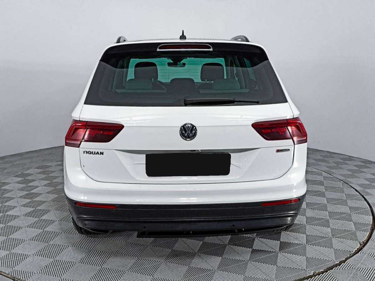 Volkswagen Tiguan, 2019 Фото №6